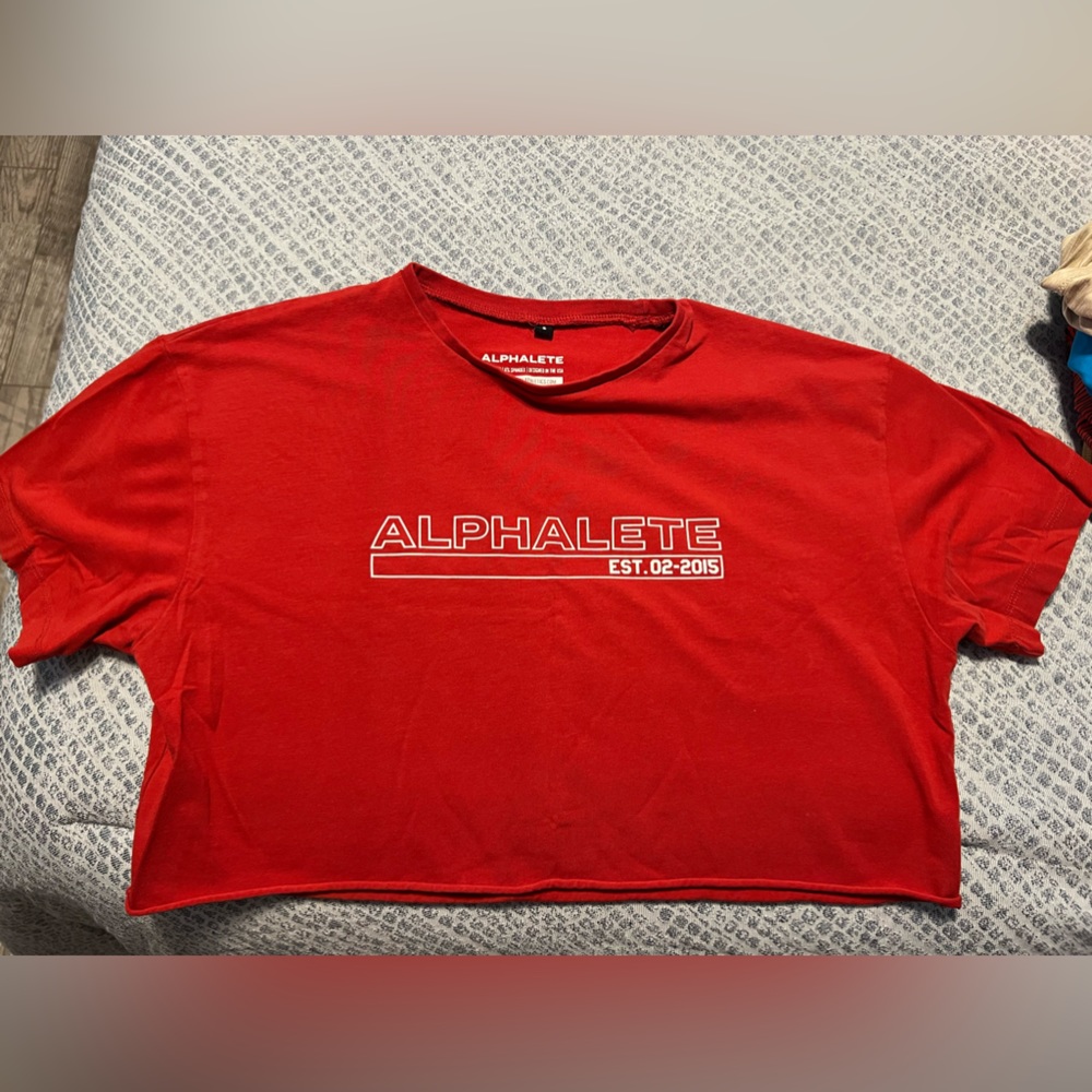 Alphalete red crop top | size S